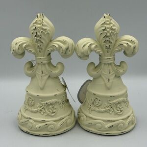 NWT Sicura Italian Design Cream Fleur de Lis Distressed Bookend Pair